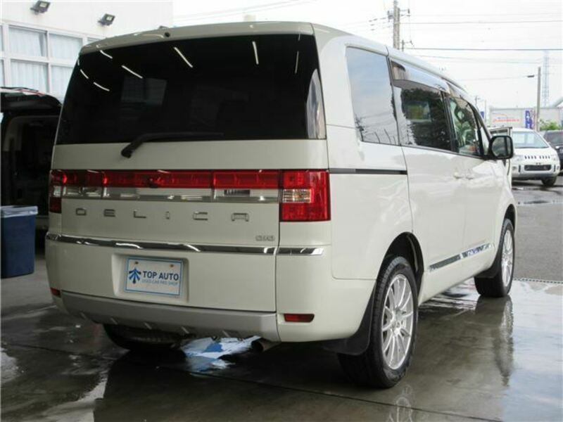 DELICA D5