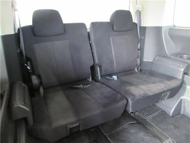 DELICA D5