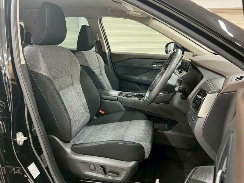 X-TRAIL-7