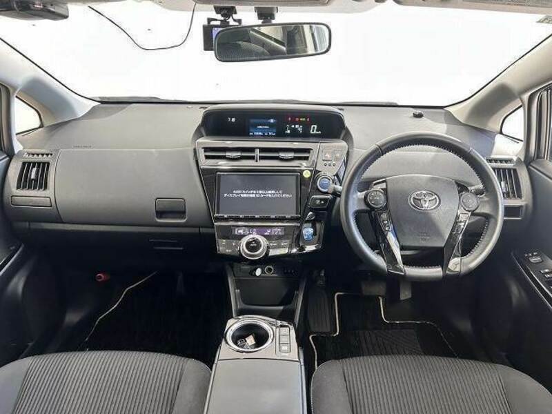 PRIUS ALPHA
