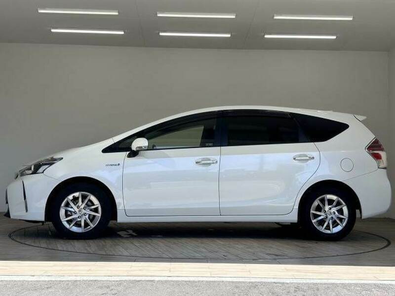 PRIUS ALPHA