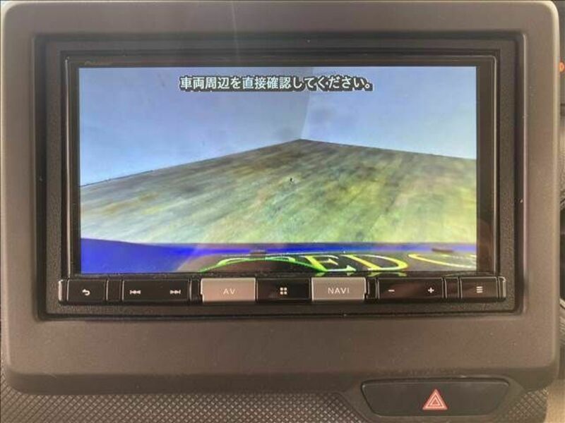 N BOX