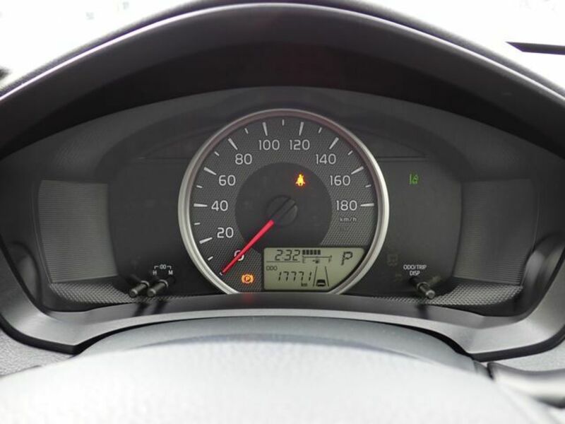 COROLLA AXIO