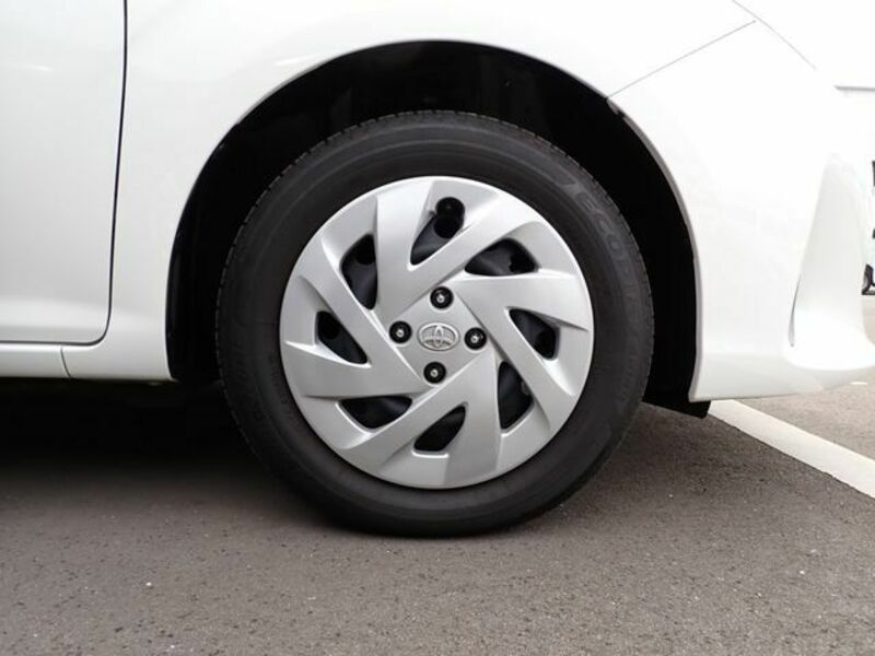 COROLLA AXIO