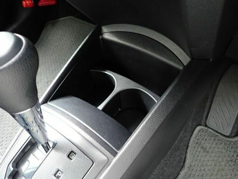 COROLLA AXIO