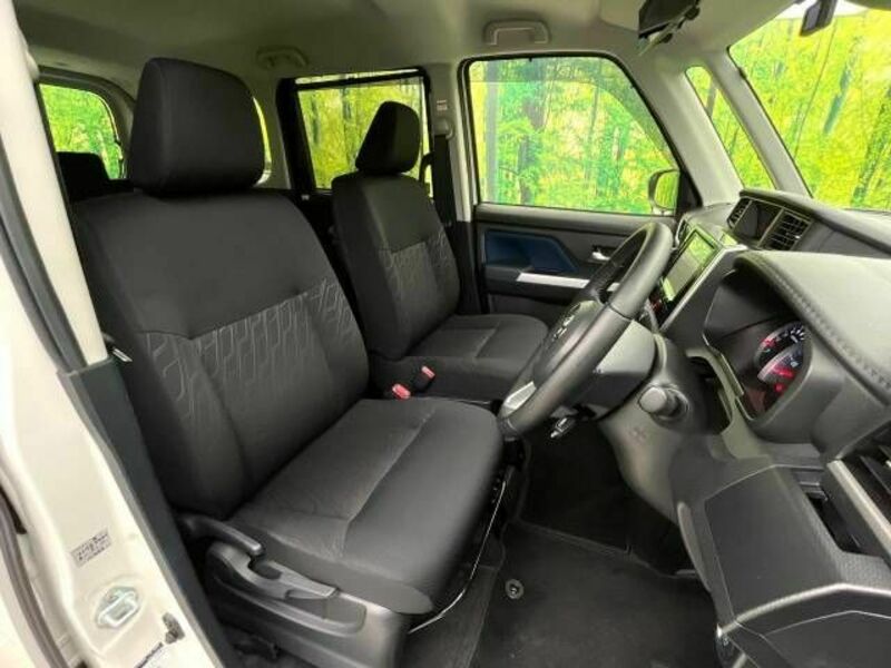 ROOMY