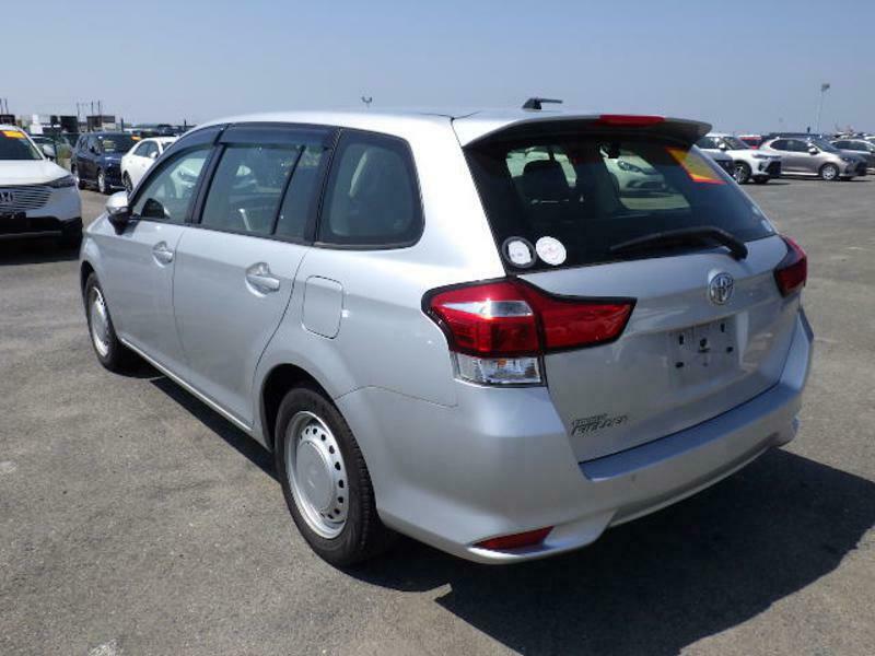 COROLLA FIELDER