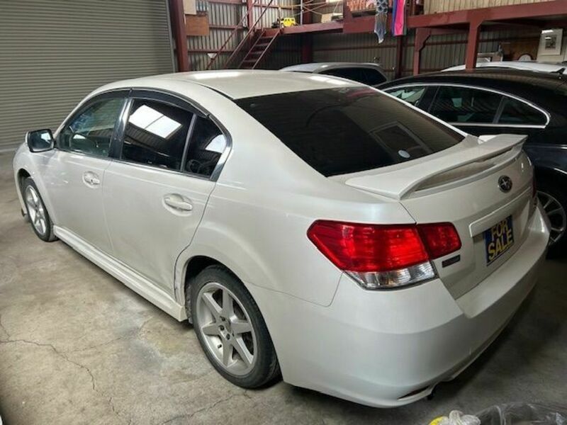 LEGACY B4