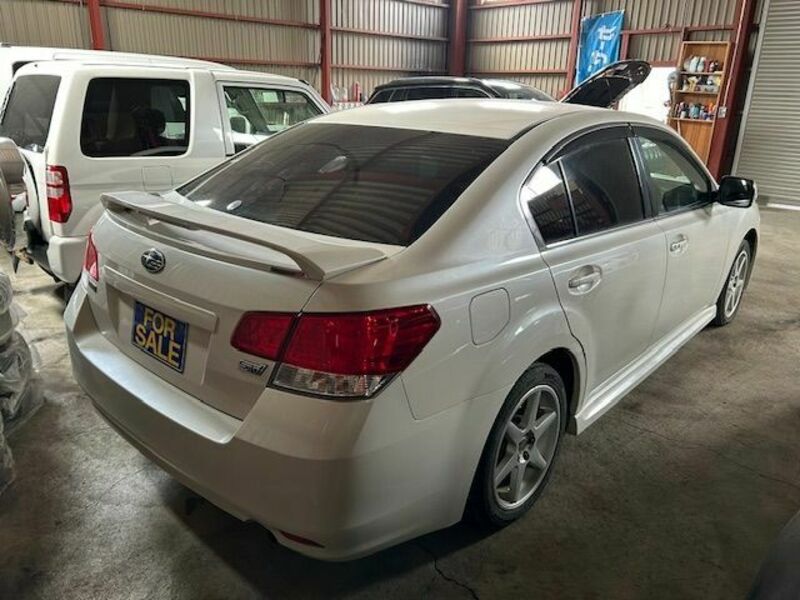 LEGACY B4