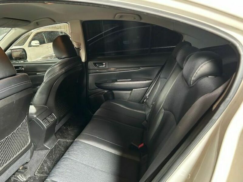 LEGACY B4