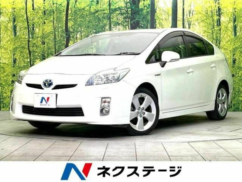 TOYOTA　PRIUS