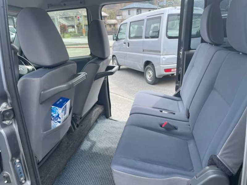 MINICAB VAN-16