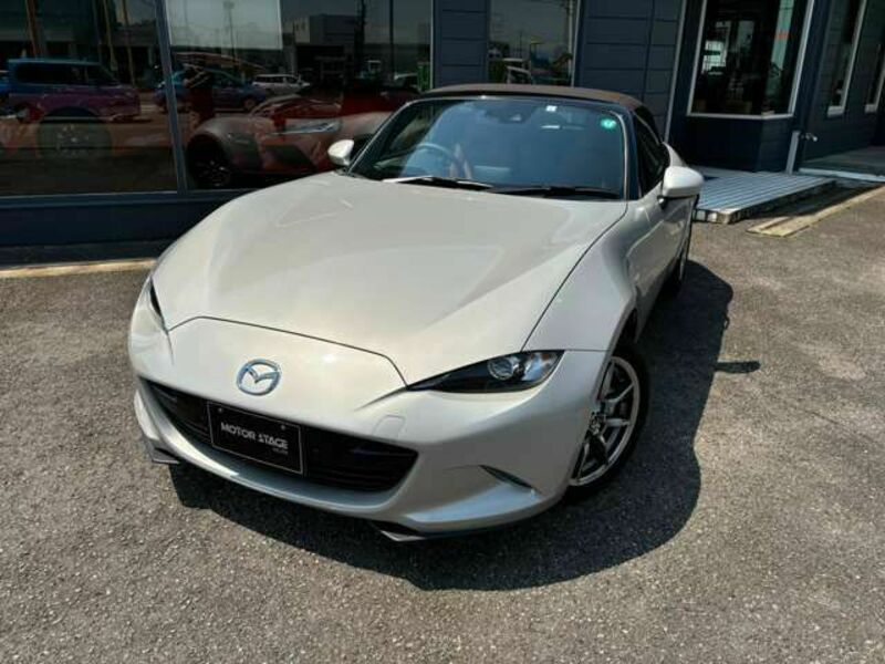 ROADSTER
