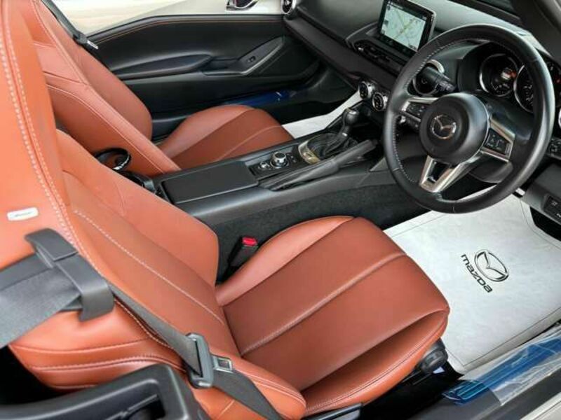 ROADSTER