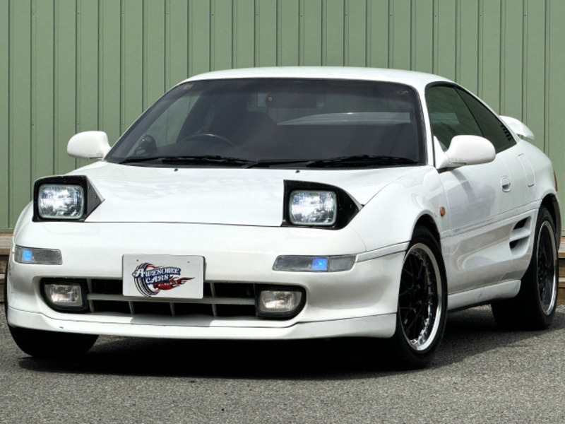 TOYOTA MR2