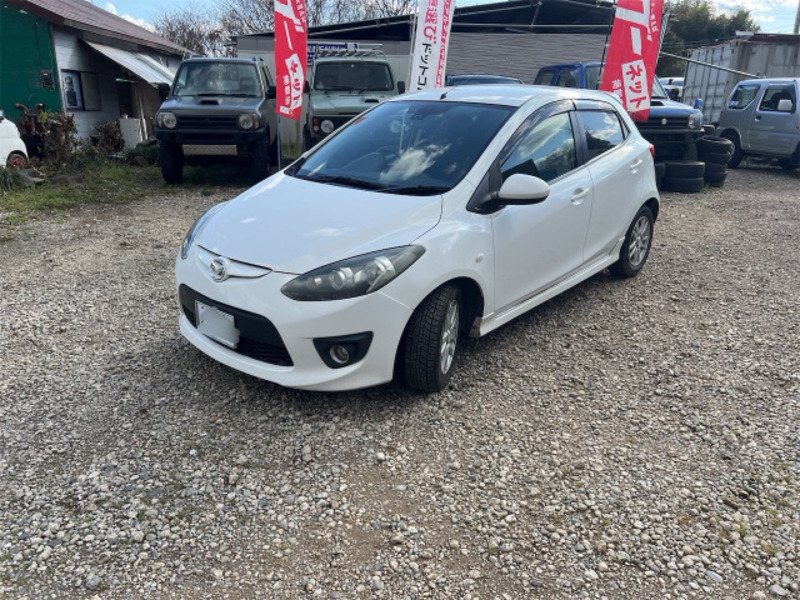 MAZDA DEMIO