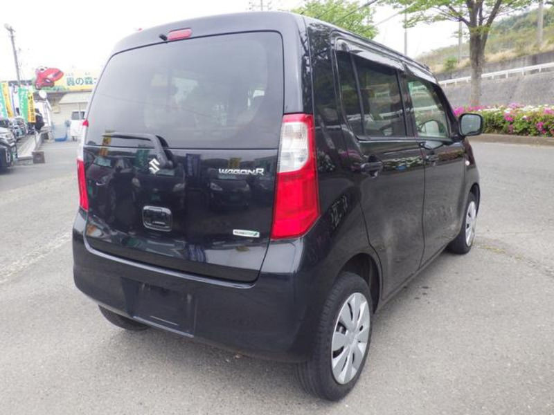 WAGON R-10