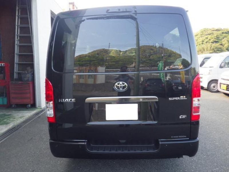 HIACE VAN