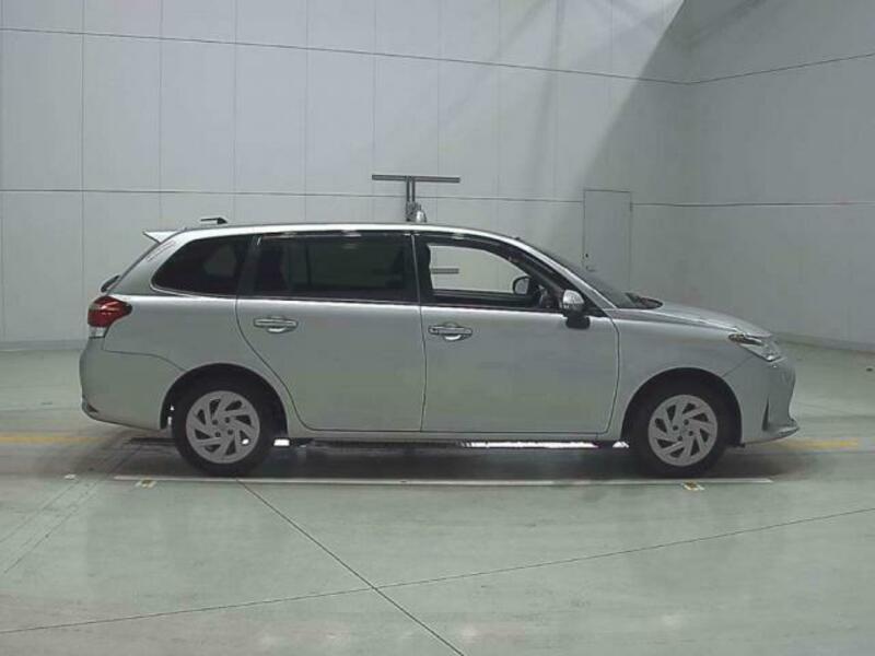 COROLLA FIELDER