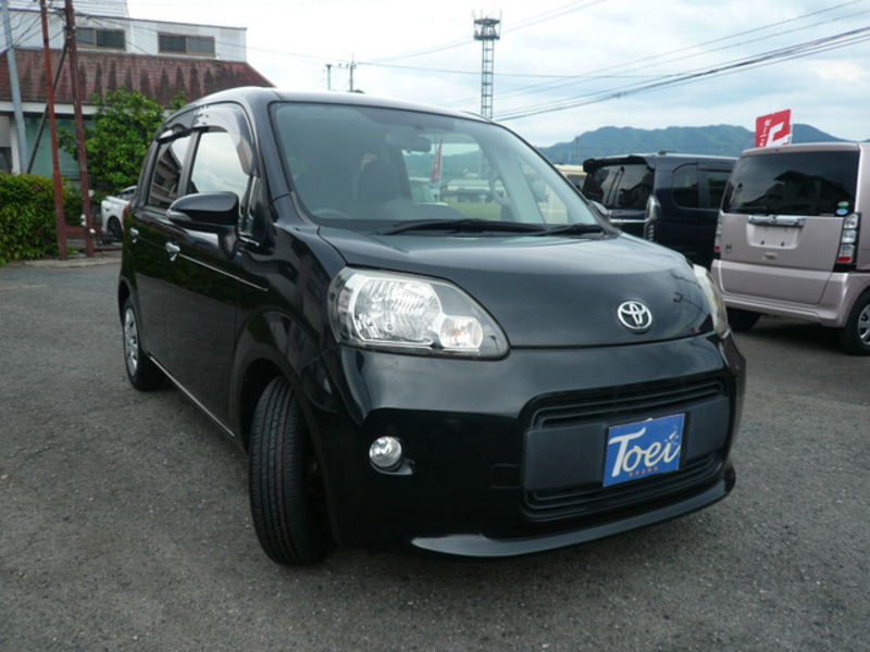 TOYOTA PORTE