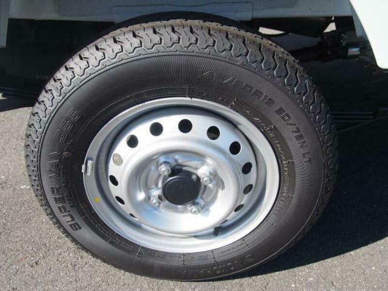 MINICAB TRUCK