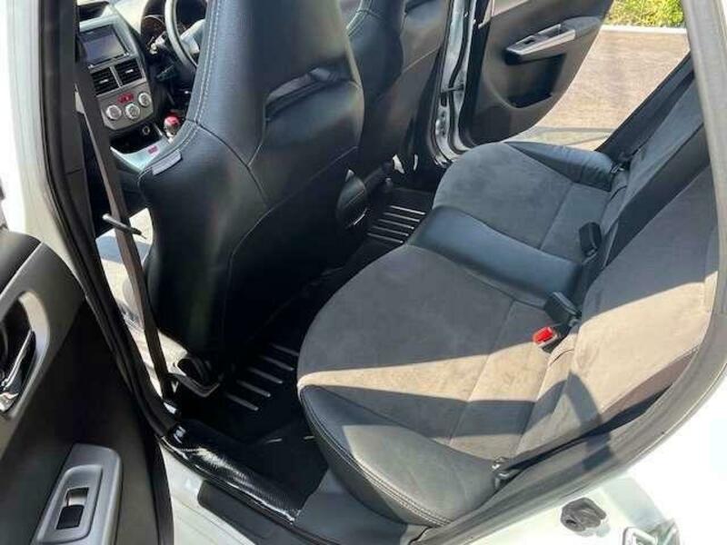 IMPREZA-16