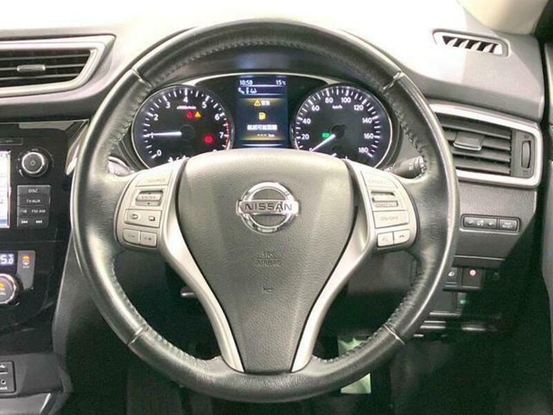 X-TRAIL-9