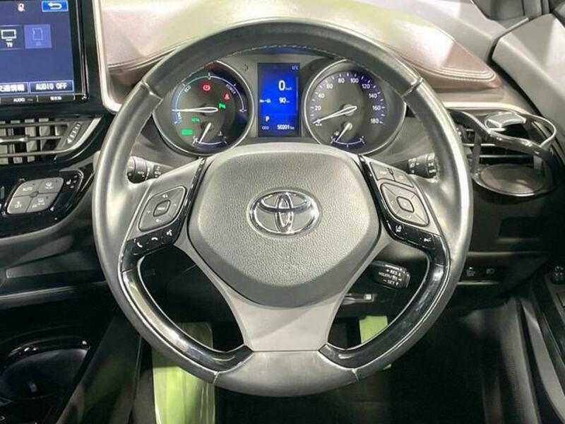C-HR-11