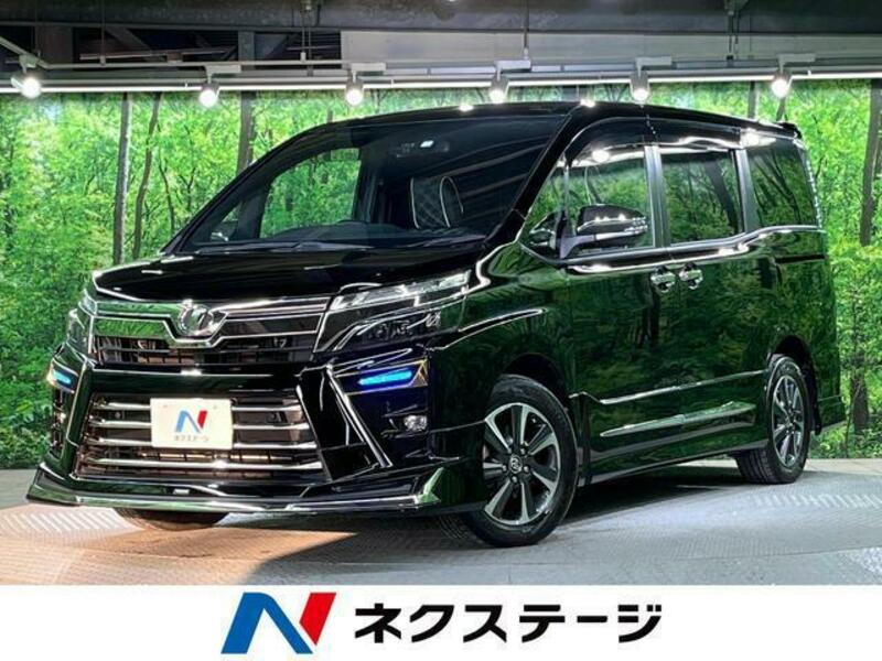 TOYOTA　VOXY