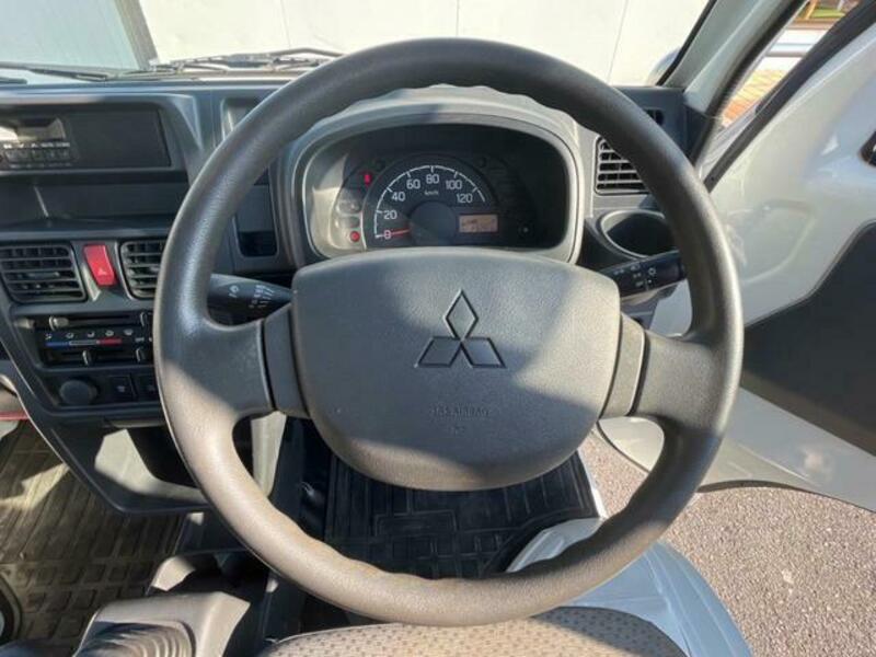 MINICAB TRUCK