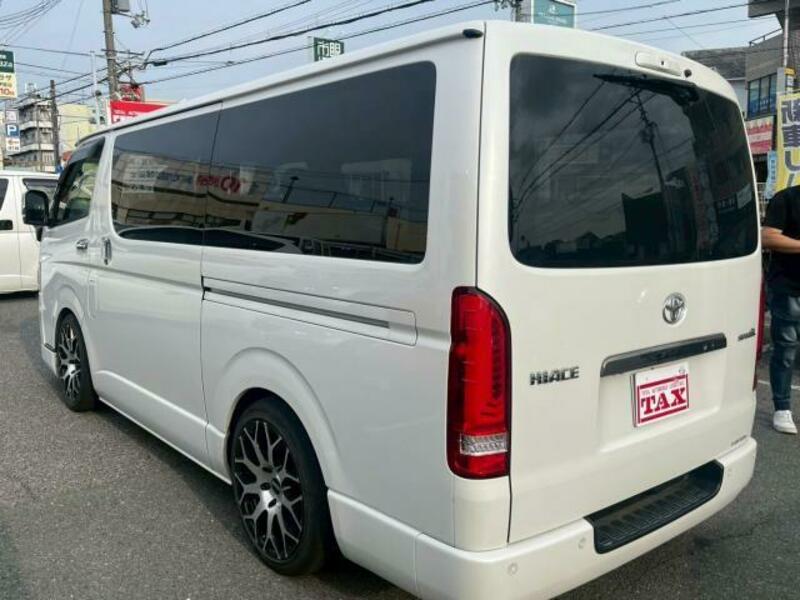 HIACE VAN