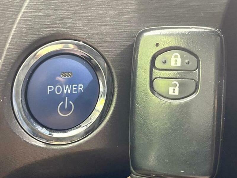 PRIUS-6