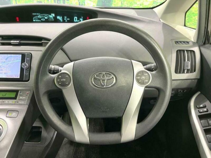 PRIUS-10