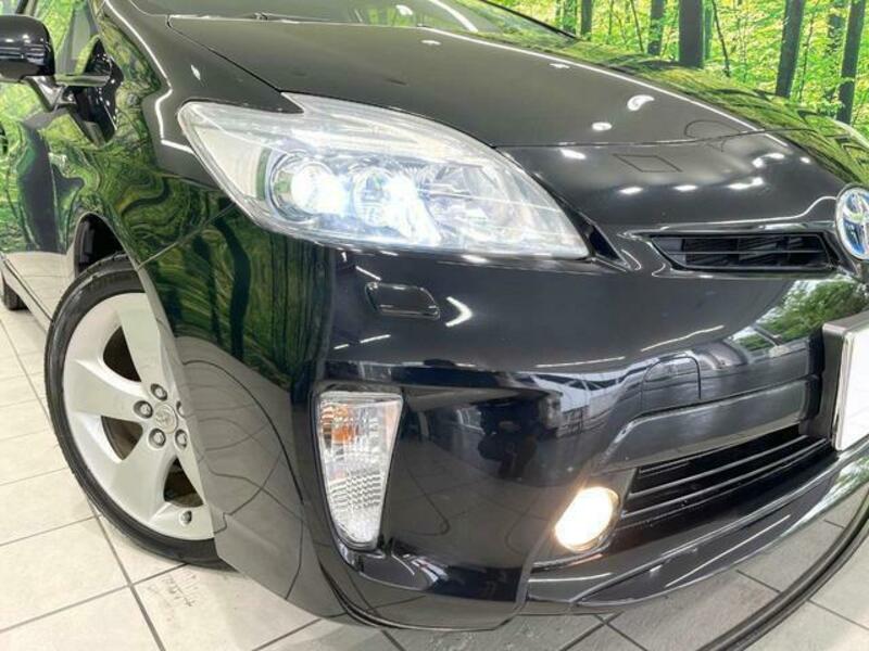 PRIUS-11