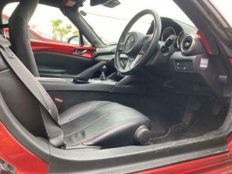 ROADSTER
