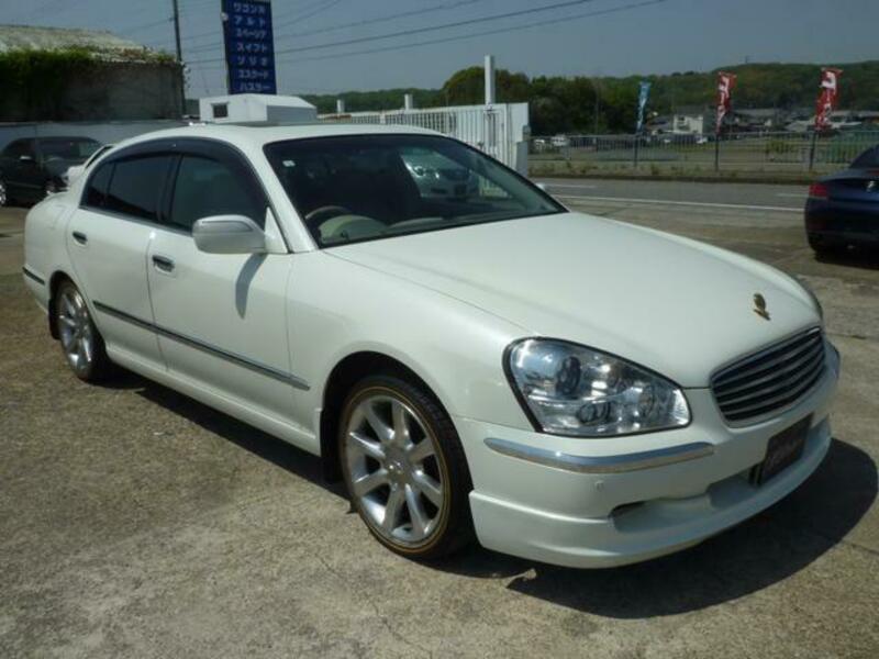 NISSAN　CIMA