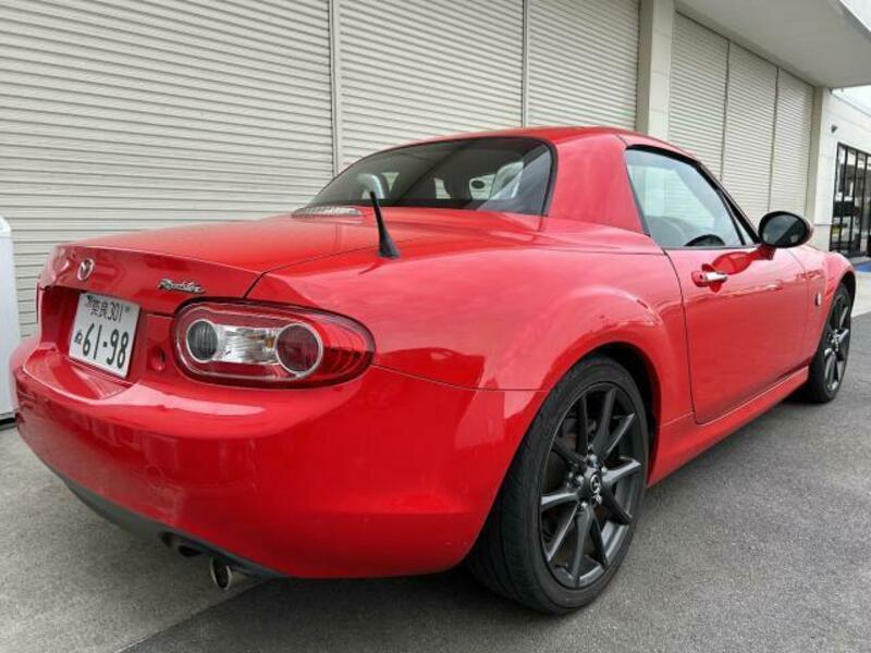 ROADSTER