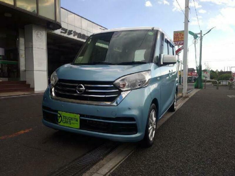 NISSAN DAYZ ROOX