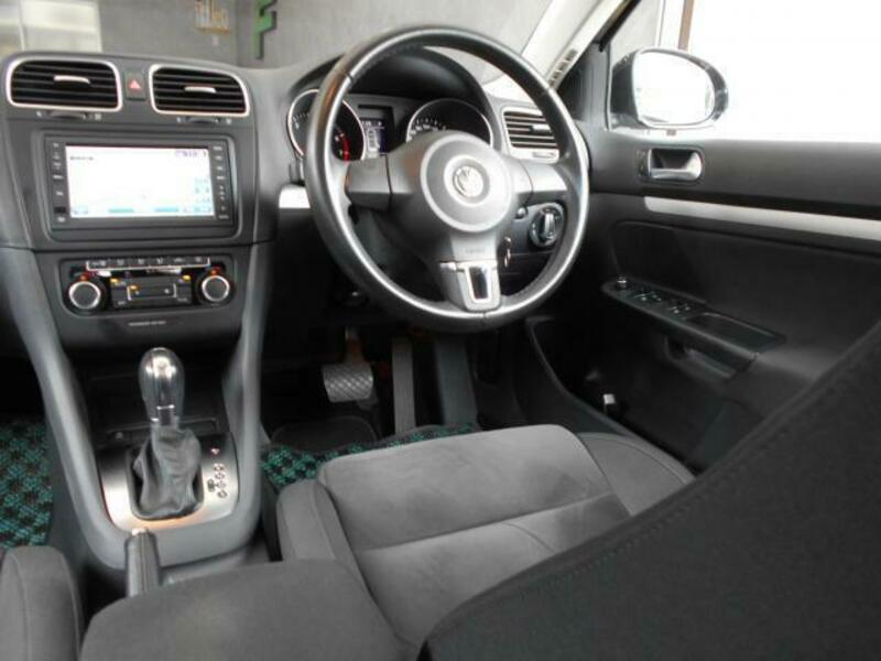 GOLF VARIANT