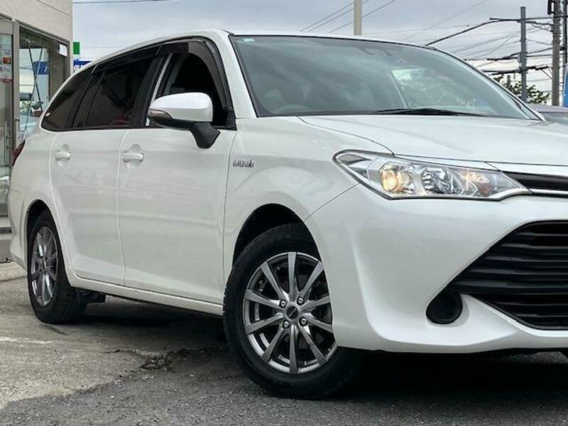 COROLLA FIELDER