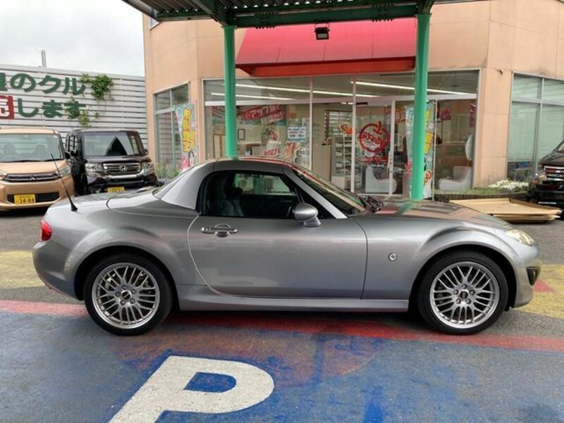 ROADSTER