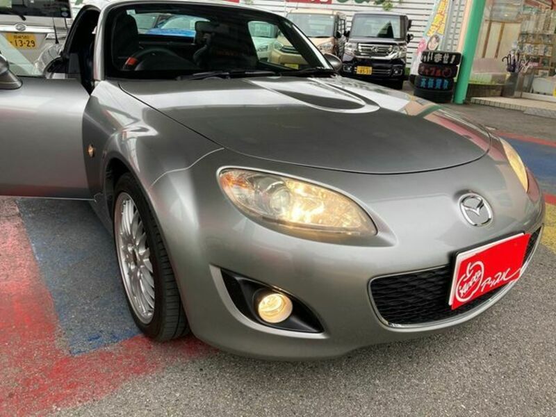 ROADSTER