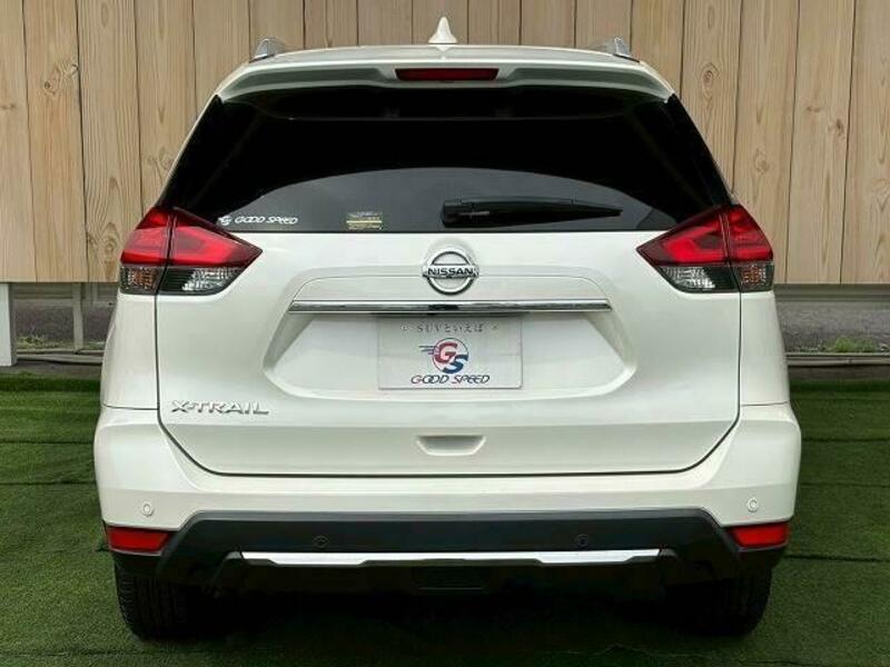 X-TRAIL-18