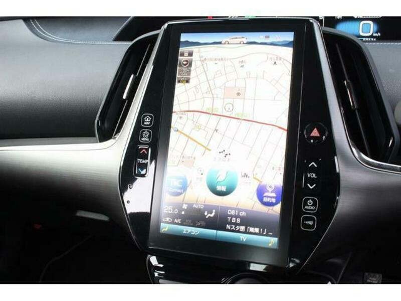 PRIUS PHV