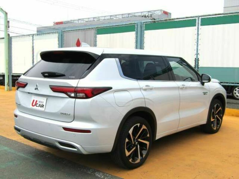 OUTLANDER PHEV