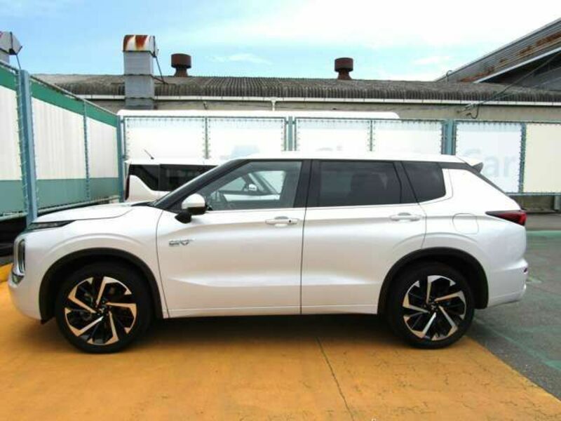 OUTLANDER PHEV