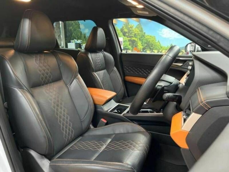 OUTLANDER PHEV