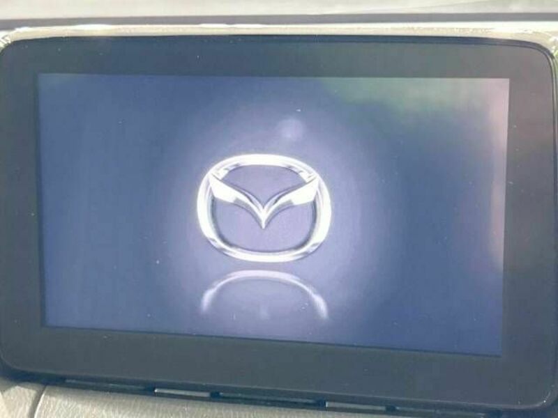 MAZDA2