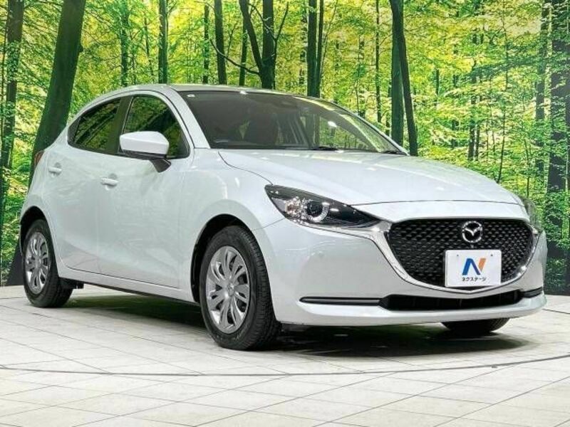 MAZDA2