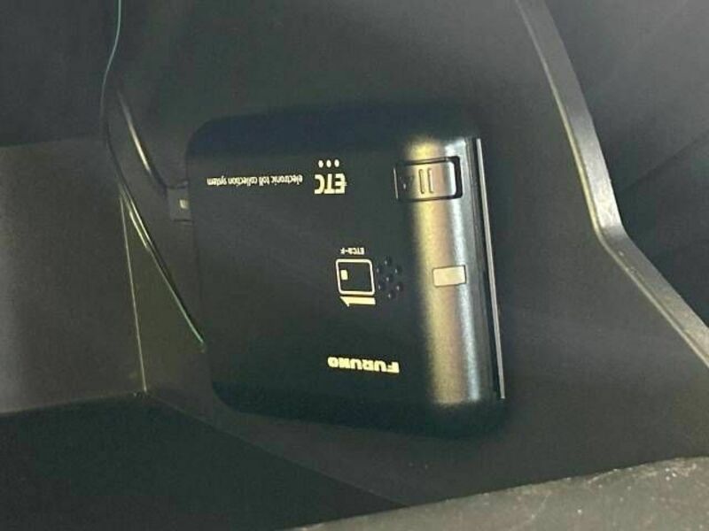 PRIUS-5